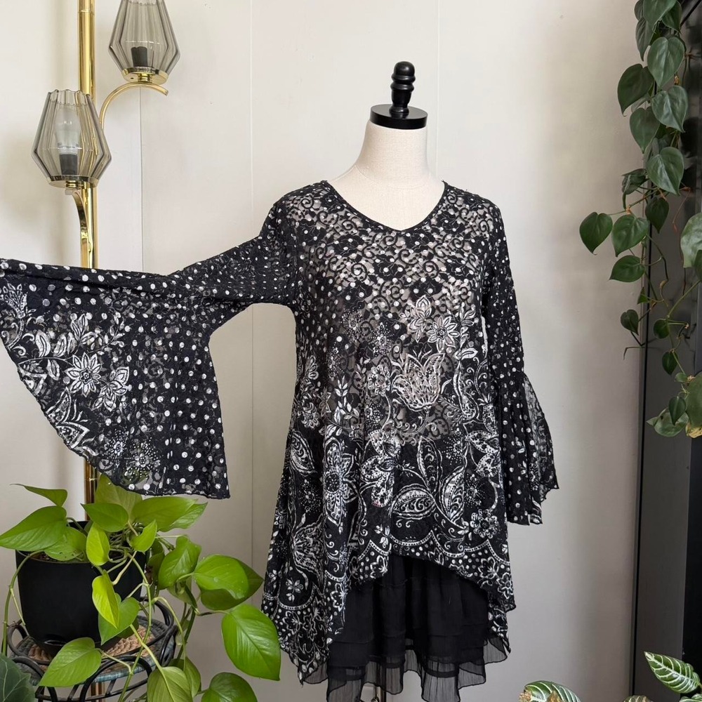 Dor Dor Couture Black White Mesh Polka Dot Paisley Bell Sleeve Blouse Small